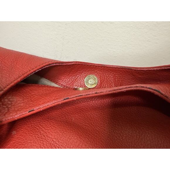 Michael Kors Shoulder Purse Pebbled Red Leather With Tassel - Picture 8 of 10